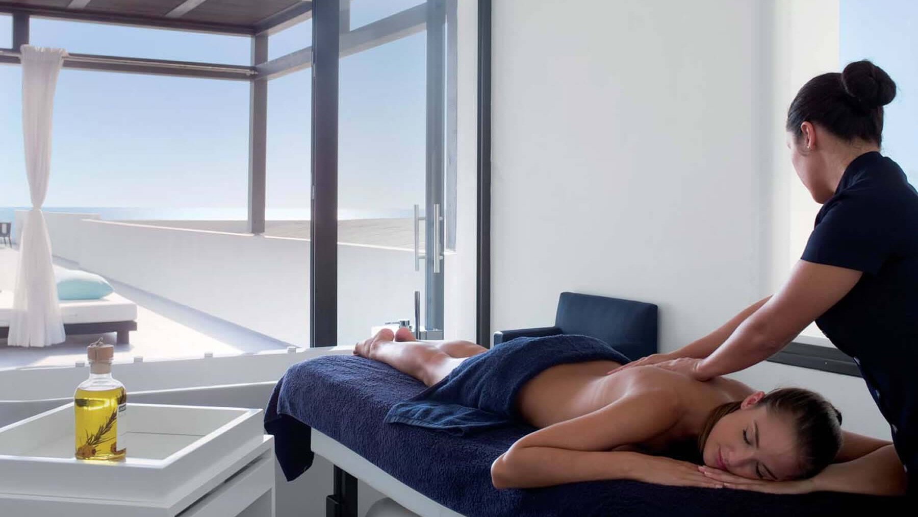 Hotels Toplists - The Best Luxury Hotels in Cyprus