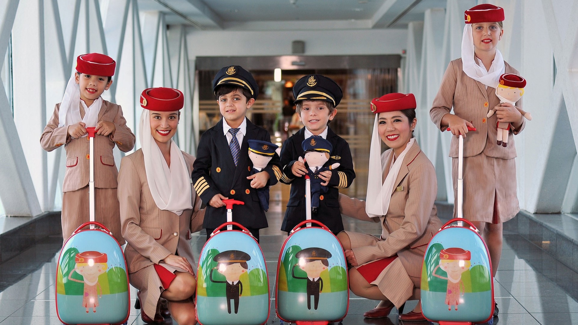 The Best Business Class Seats for Couples & Families image