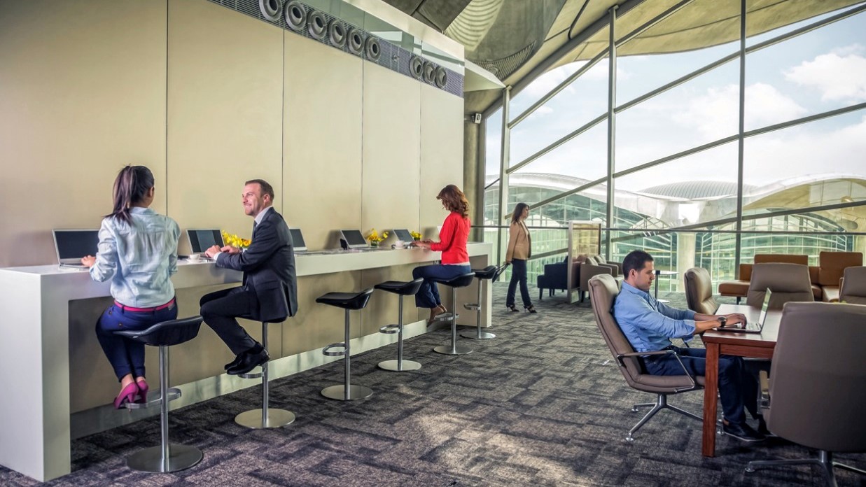 Airline review Airport experience - Royal Jordanian - 3