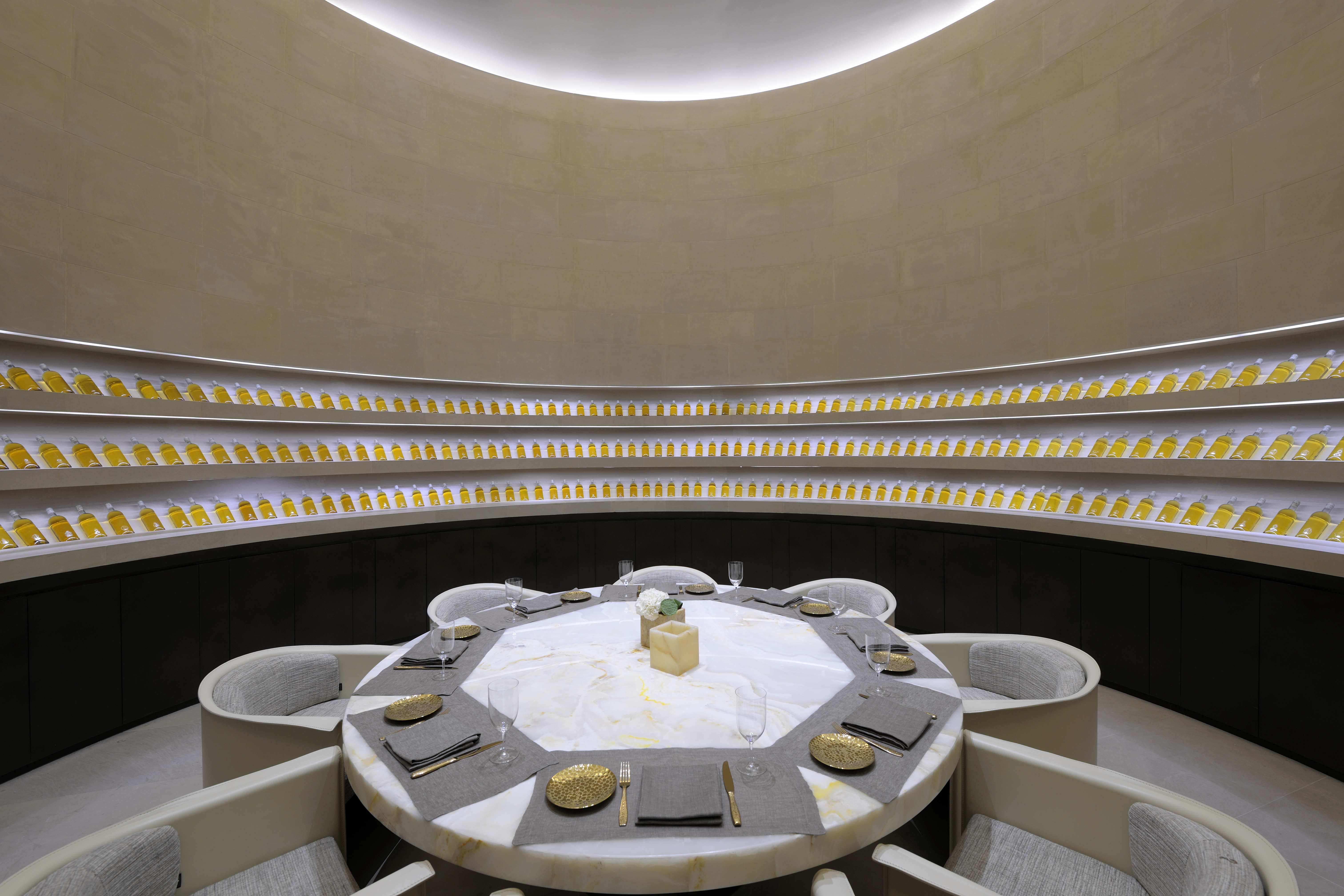 Hotel review Restaurants & Bars' - Armani Hotel Dubai - 0