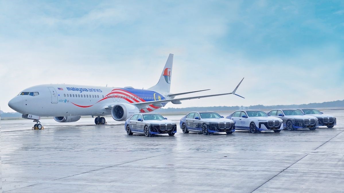 Malaysia Airlines to use BMW i7s for chauffeur-driven transfers image