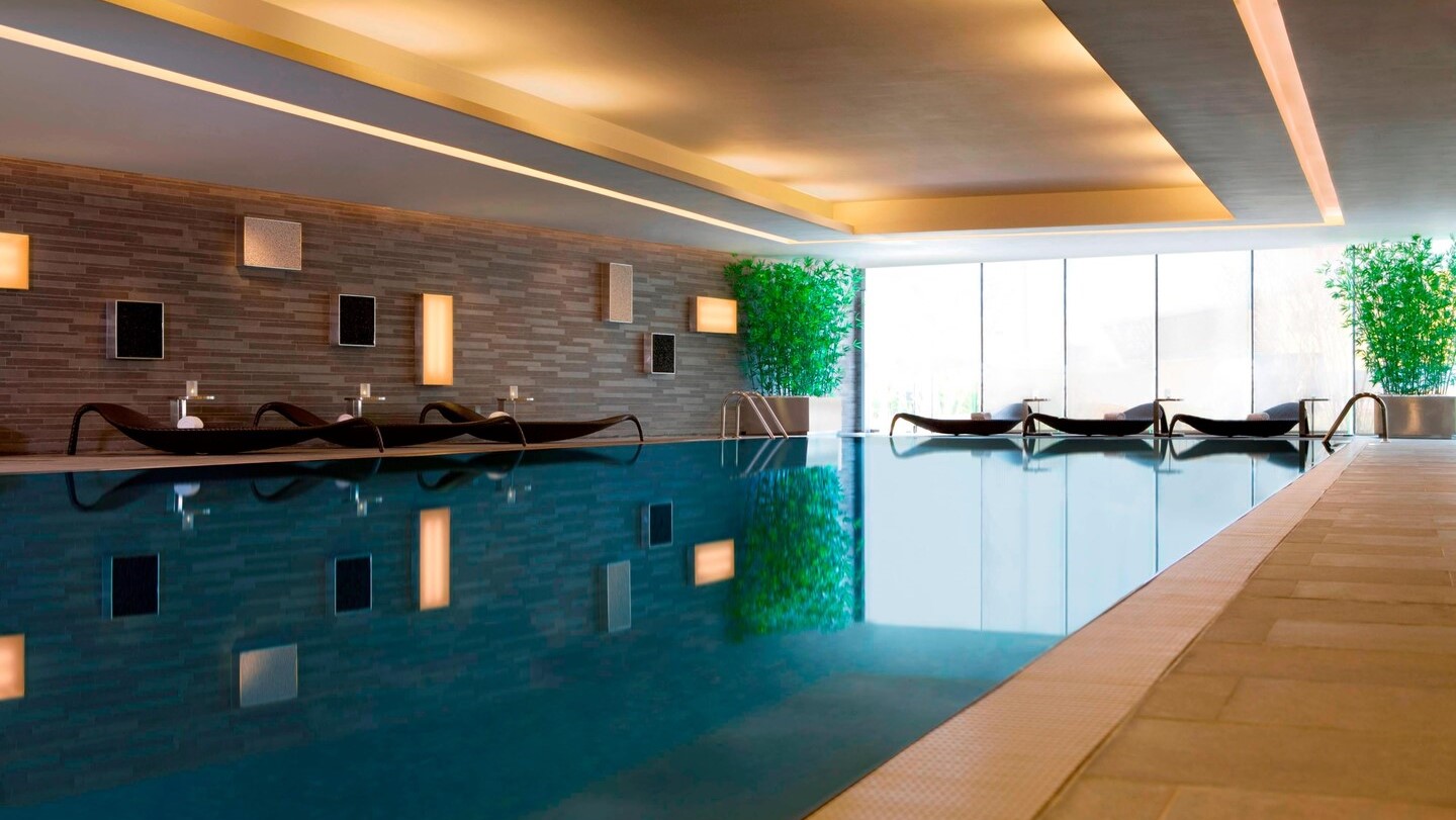 Hotels Toplists - 12 Best Airport Hotels