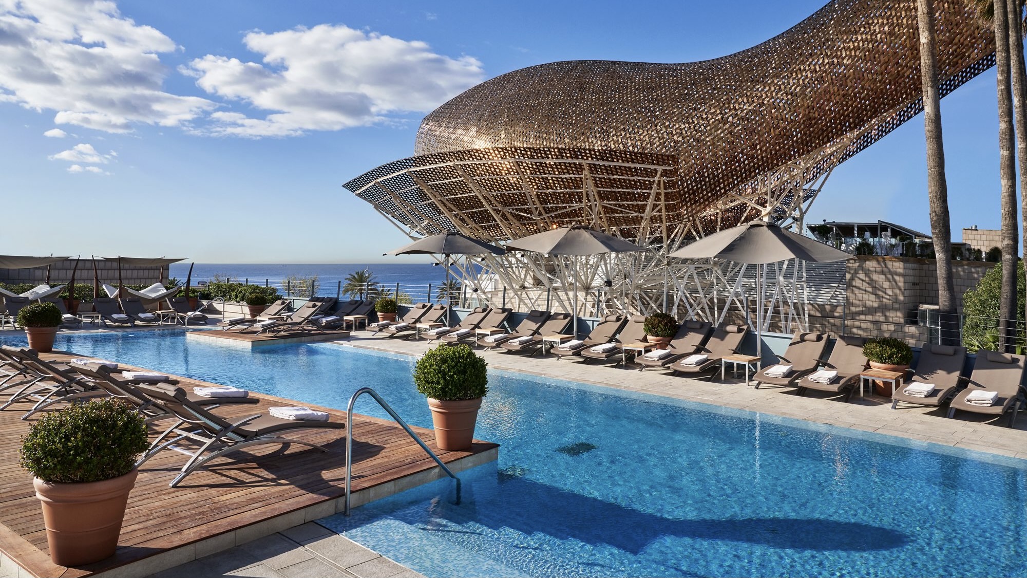 Hotel review Service & Facilities' - Hotel Arts Barcelona - 1