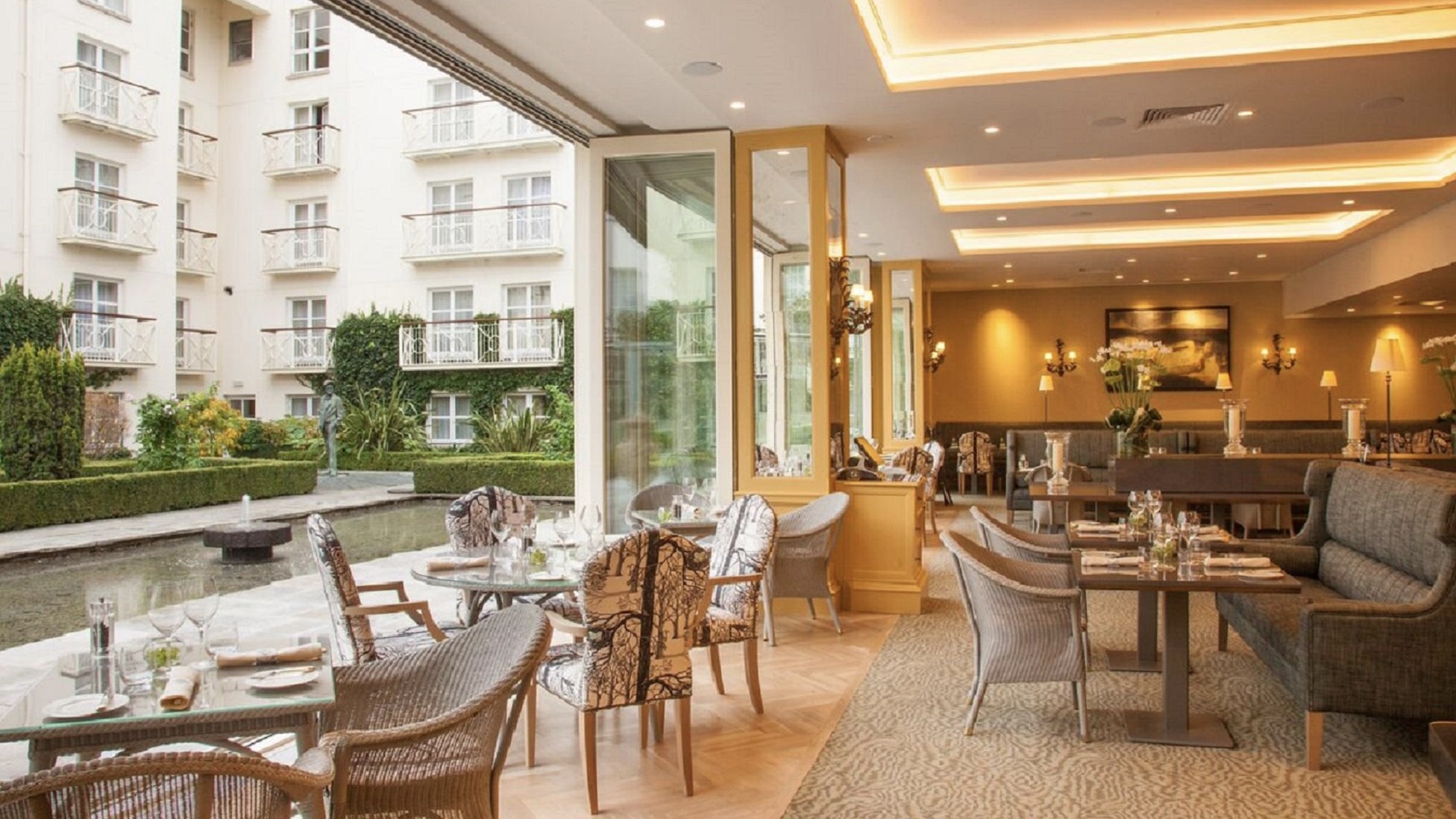 Hotel review Restaurants & Bars' - The Merrion Hotel - 1