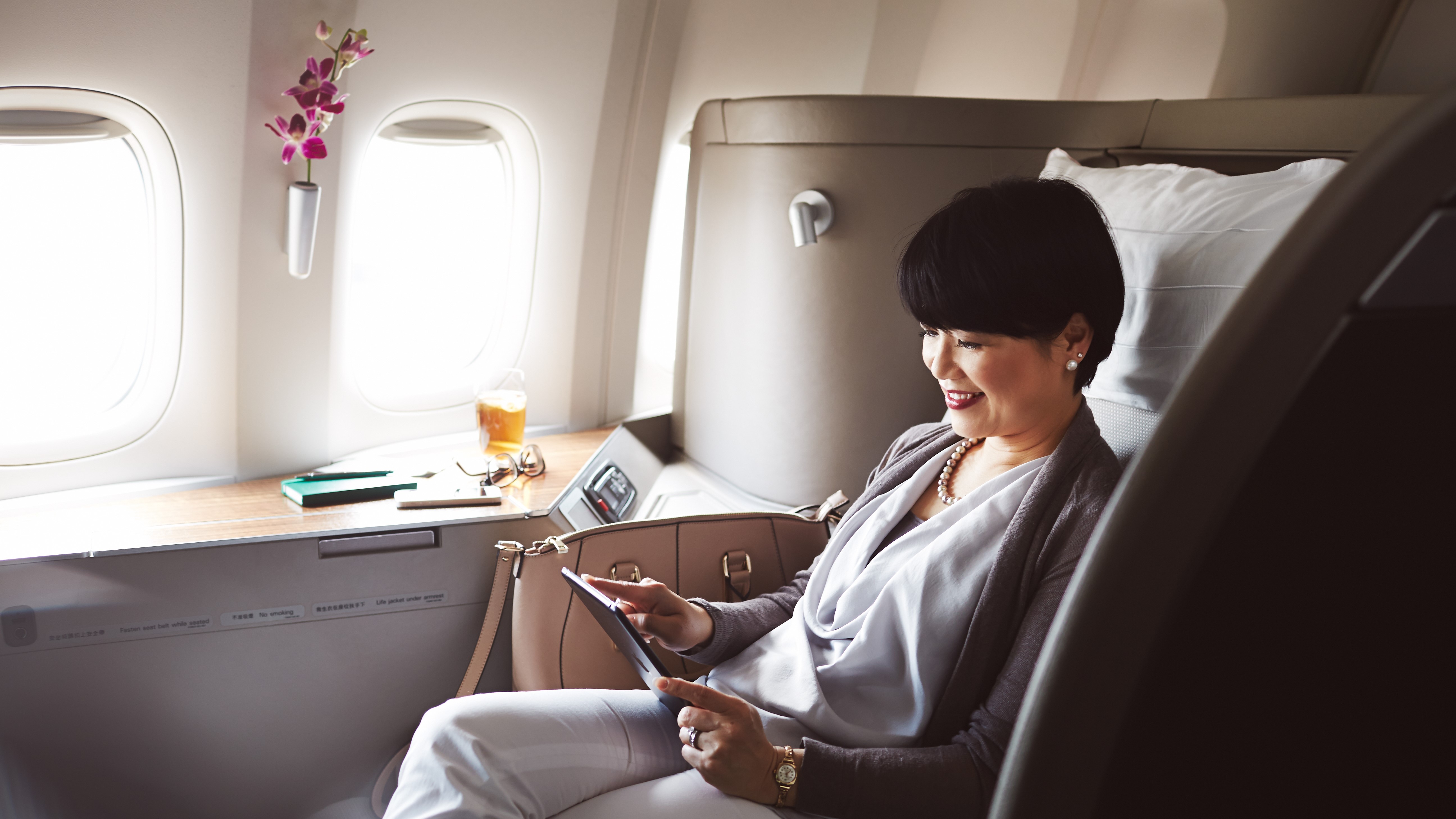 Airline review Cabin & Seat - Cathay Pacific - 0