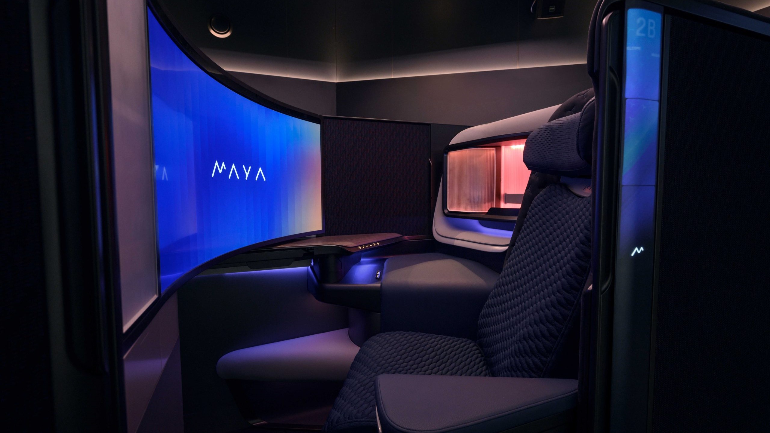 Airlines News - IMAX - 45" curved screens - the future in Business Class?