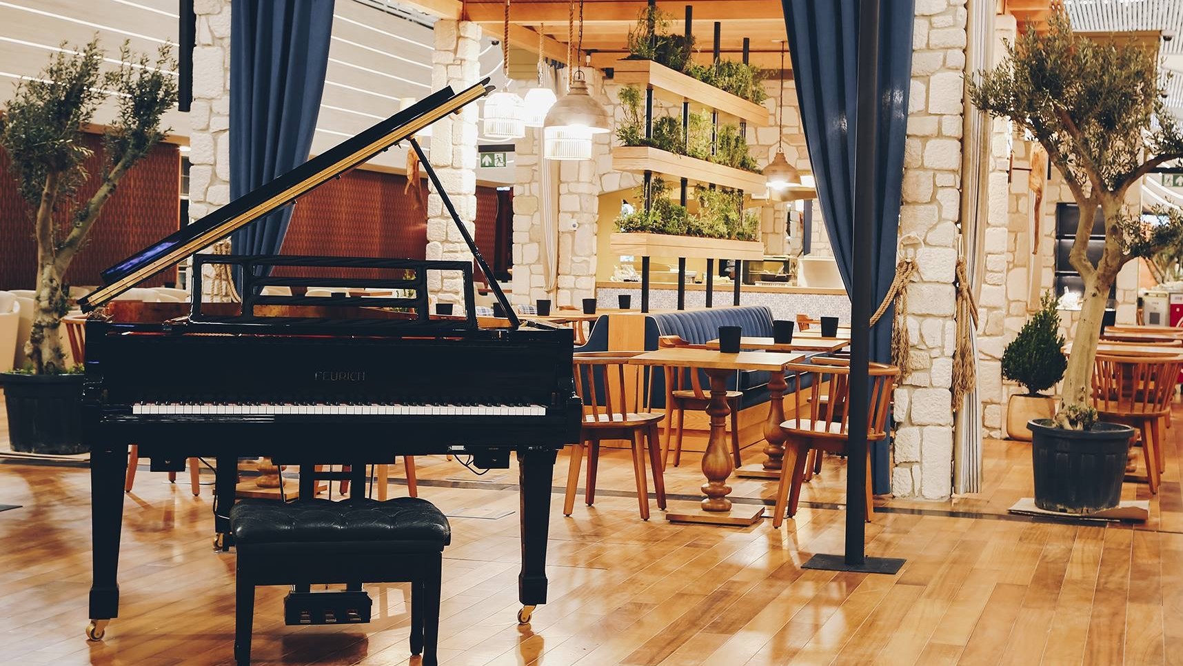 Airline review Airport experience - Turkish Airlines - 1