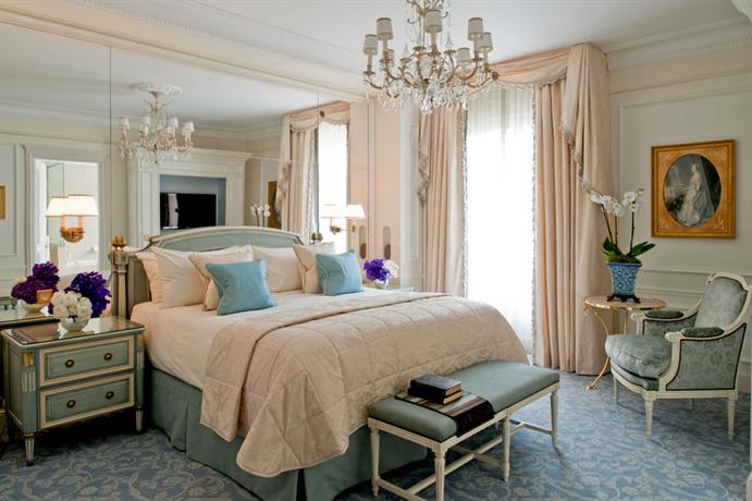 Hotel review About' - Four Seasons Hotel George V Paris - 17