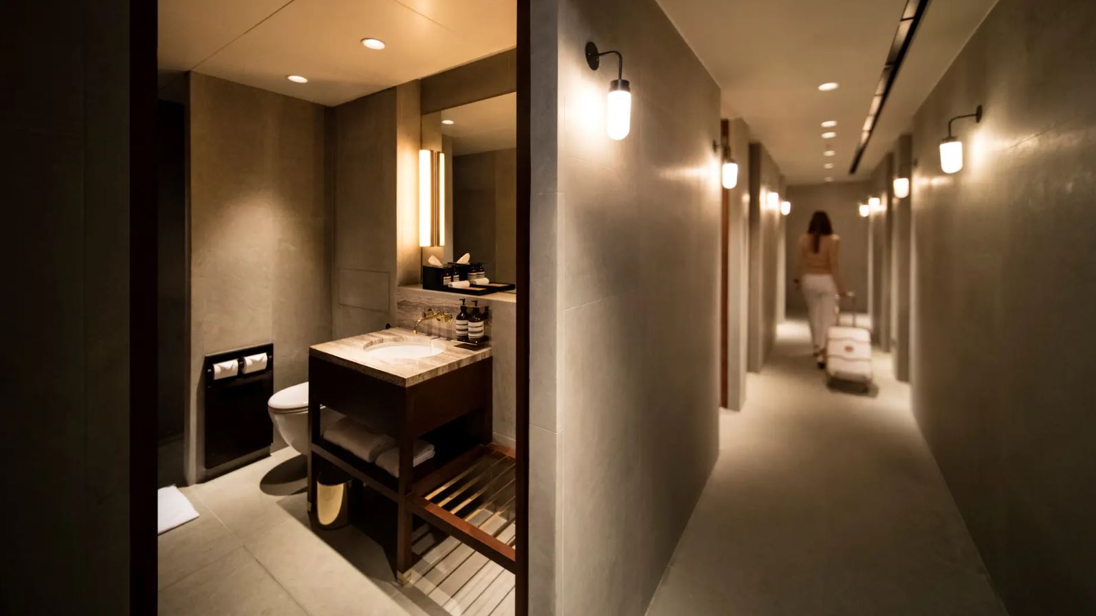 Airline review Airport experience - Cathay Pacific - 18