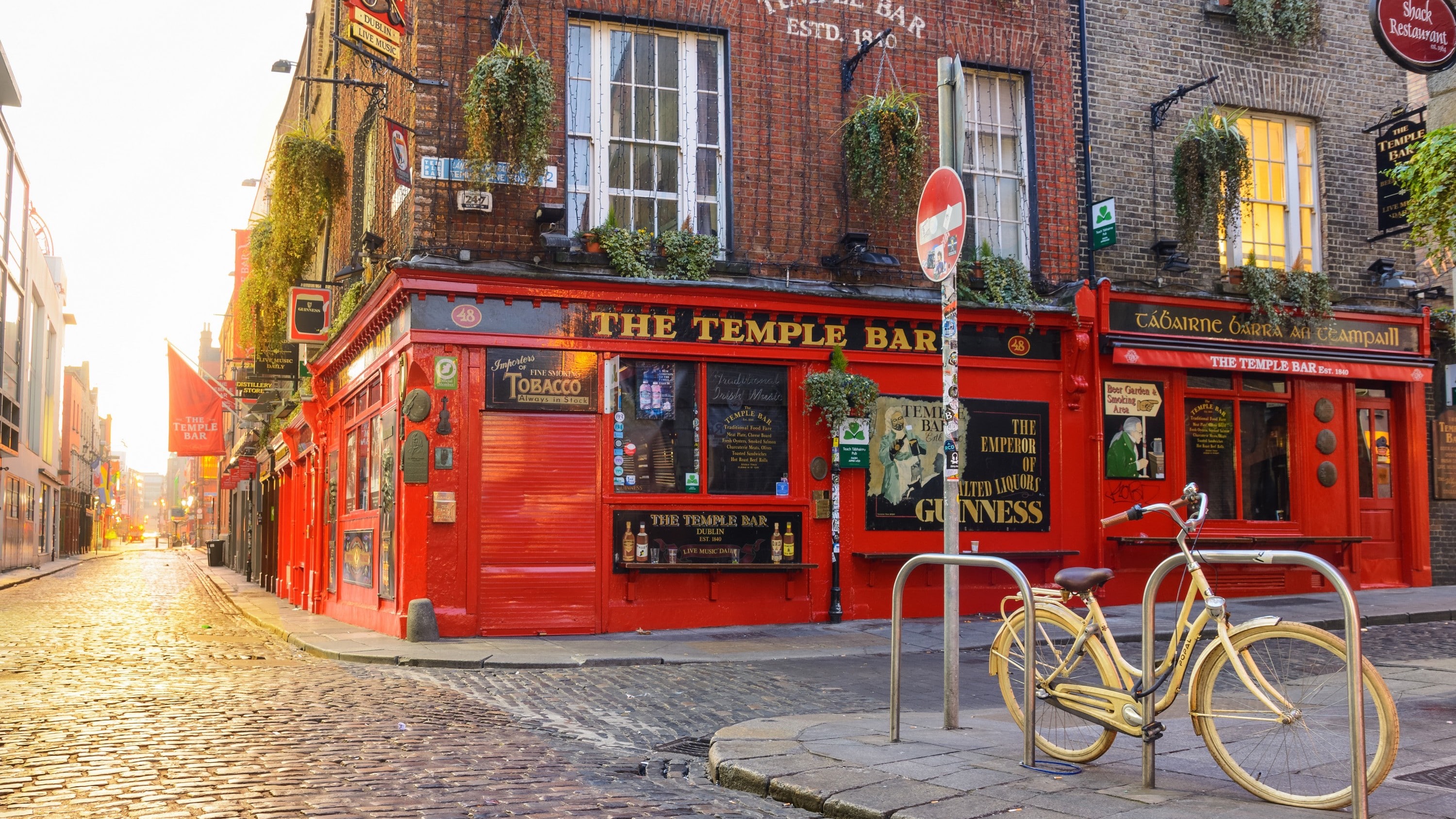 Dublin Travel Guide image