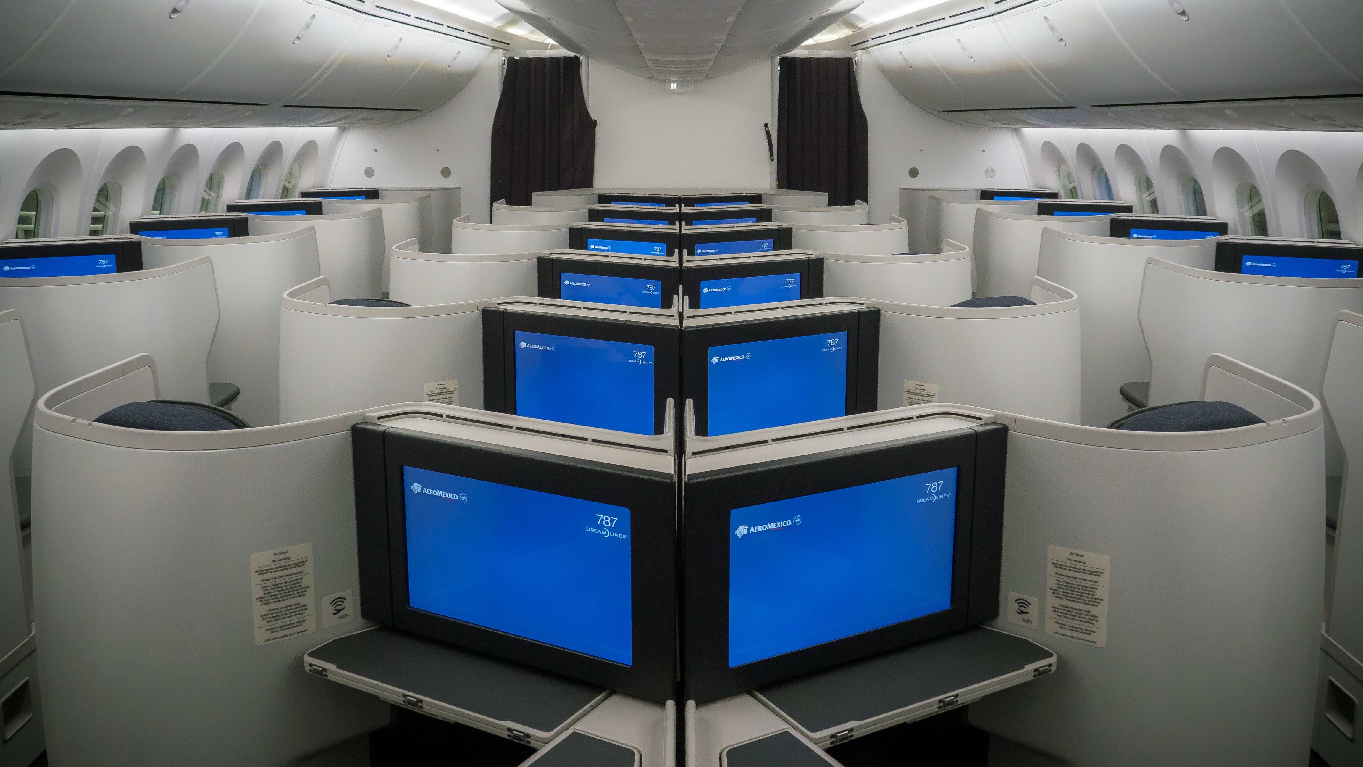 Airline review Entertainment - Aeromexico - 1