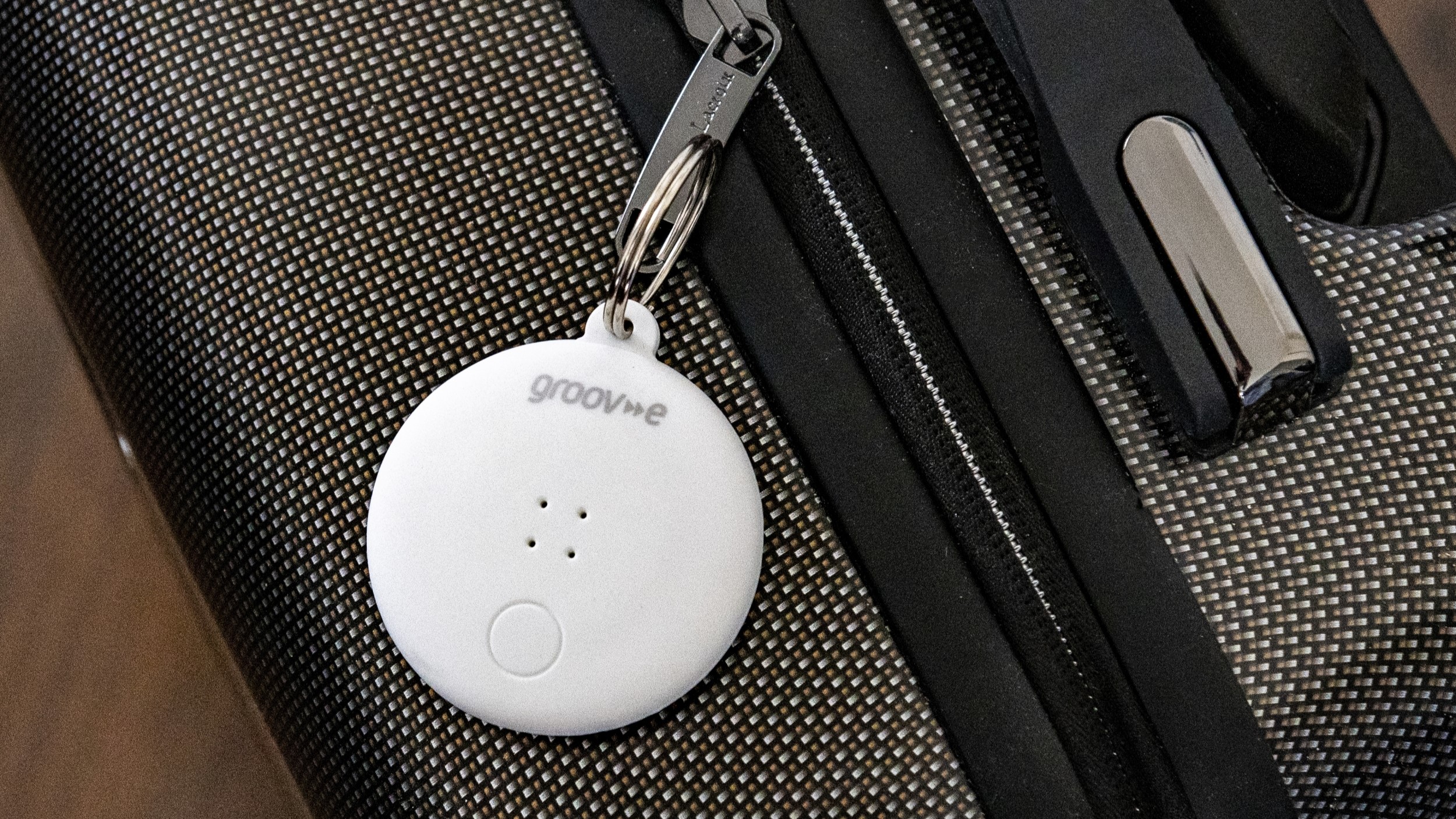 Airlines Toplists - 9 Best Luggage Trackers  