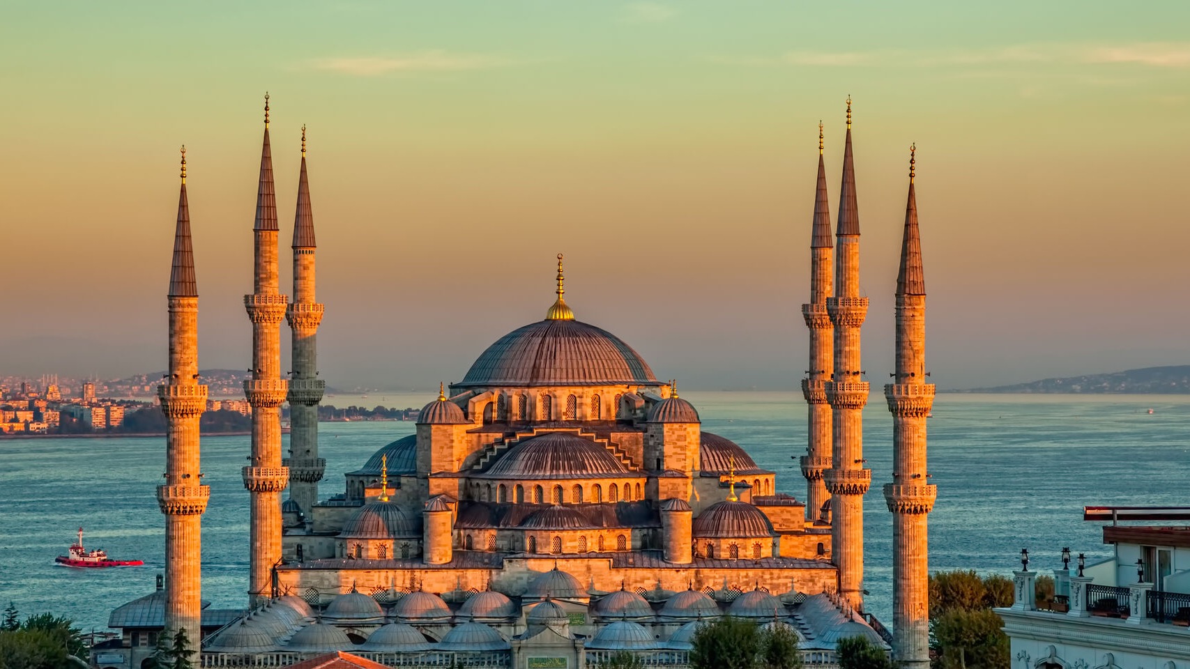 Istanbul Travel Guide image
