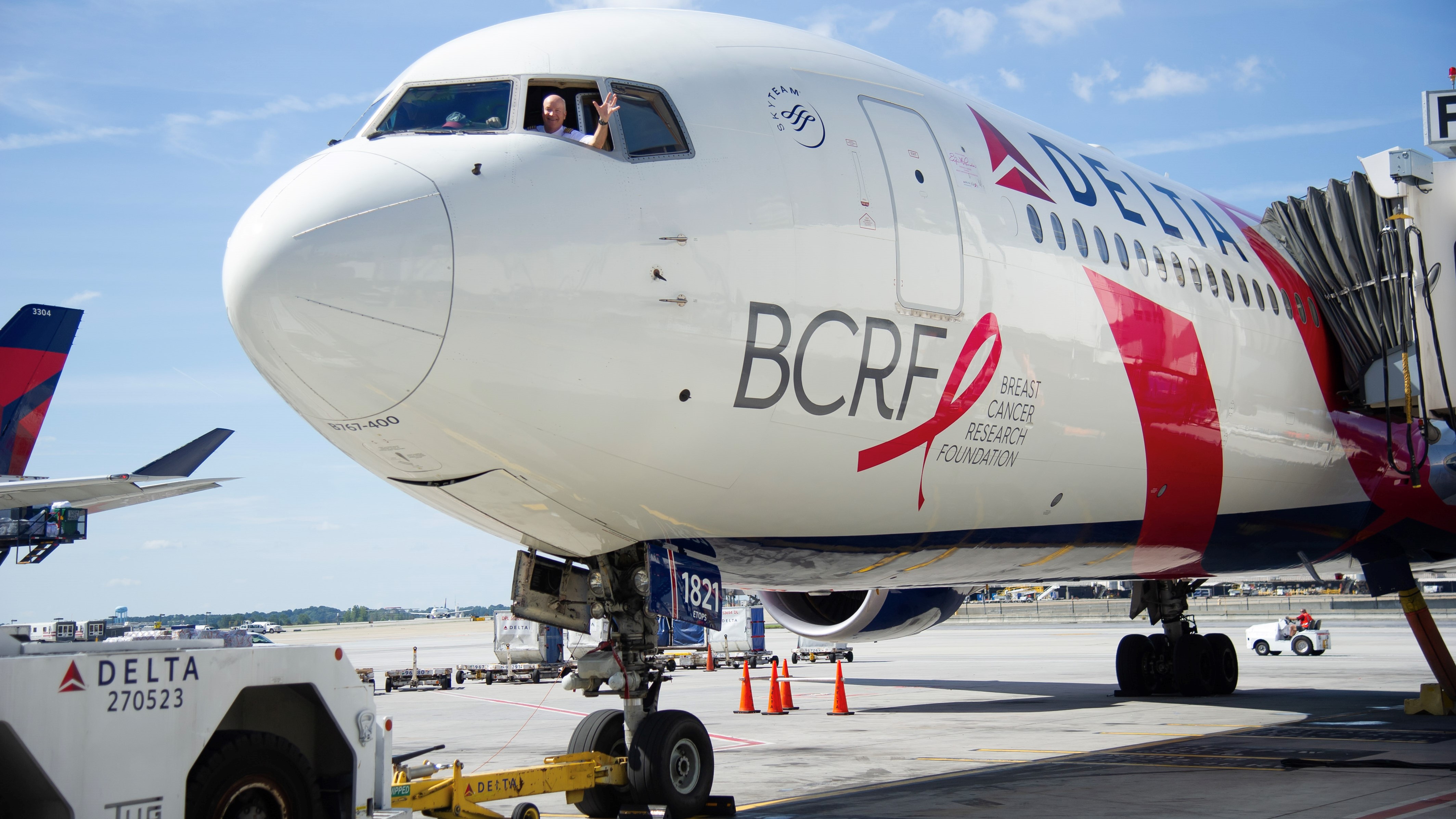 Qatar Airlines and Delta Air Lines support Breast Cancer Awareness Month image