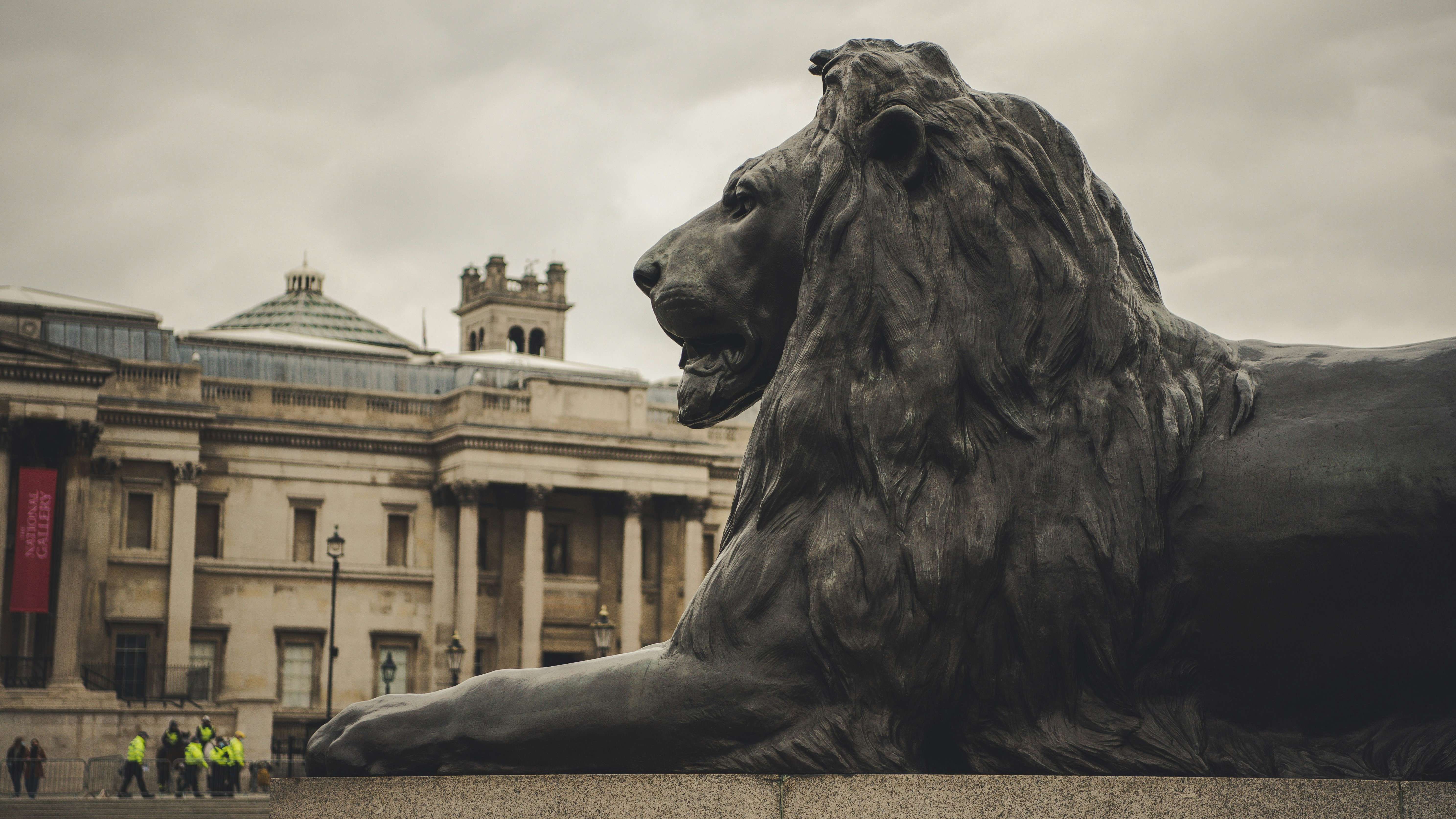 Hotel review Location' - Corinthia London - 1