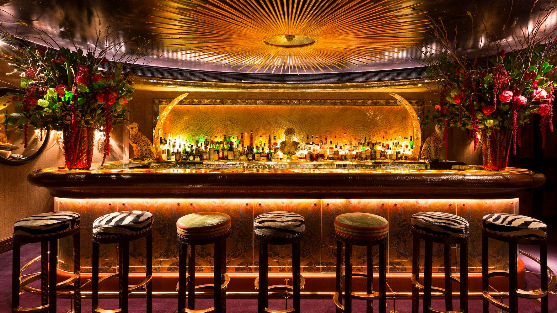 the bar at 5 Hertford Street Club