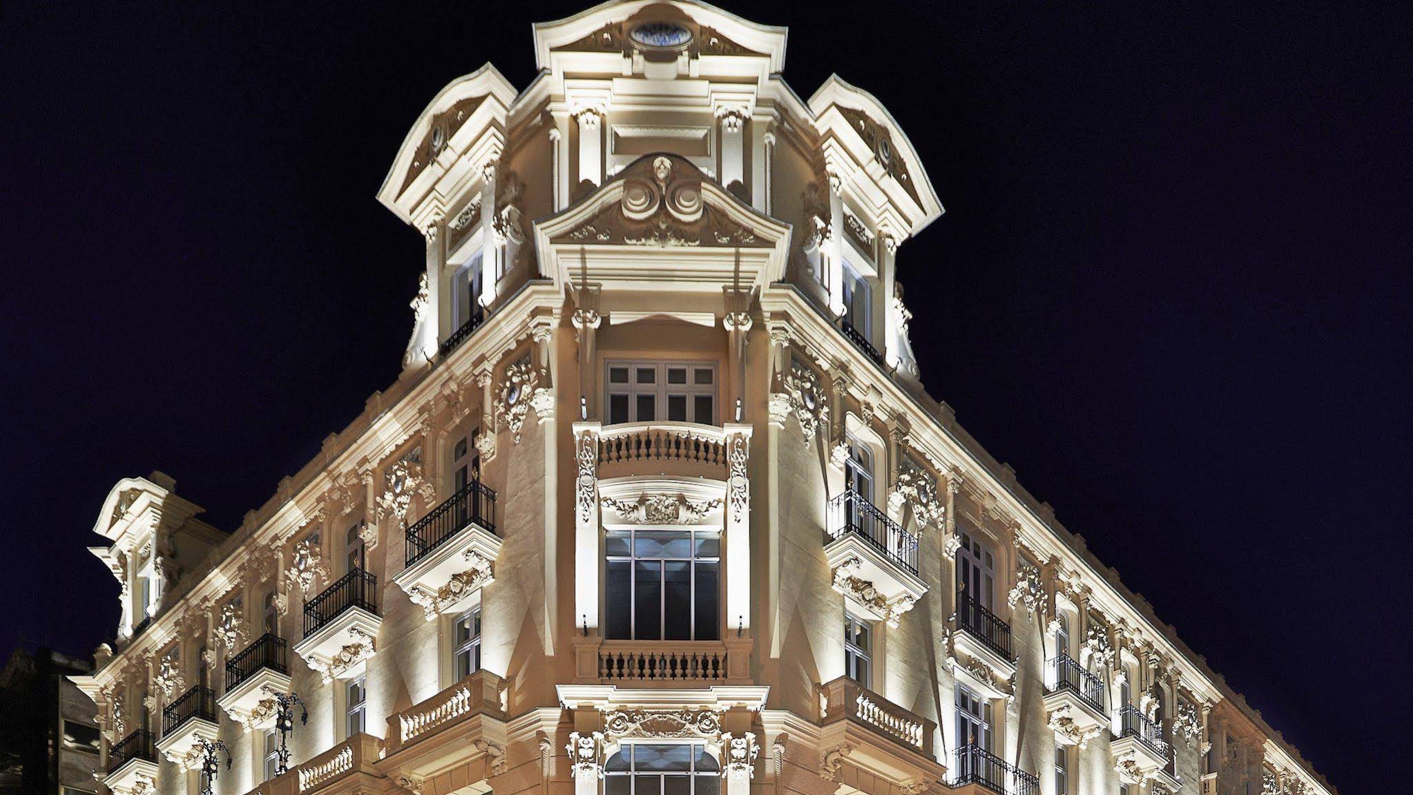 Outside URSO Hotel å Spa in Madrid