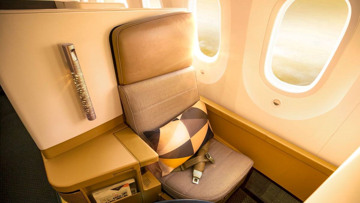 Airline review Cabin & Seat - Etihad Airways - 1