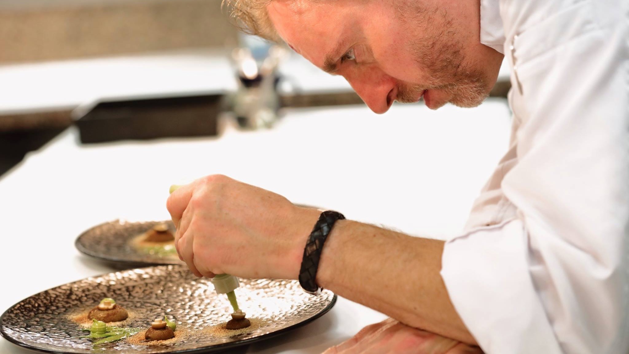 chef svan making a dish