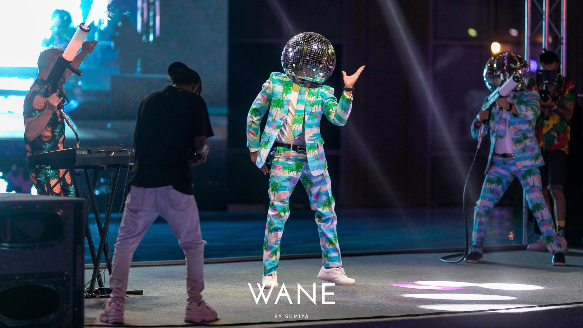 a artist performing at Wane by Somiya