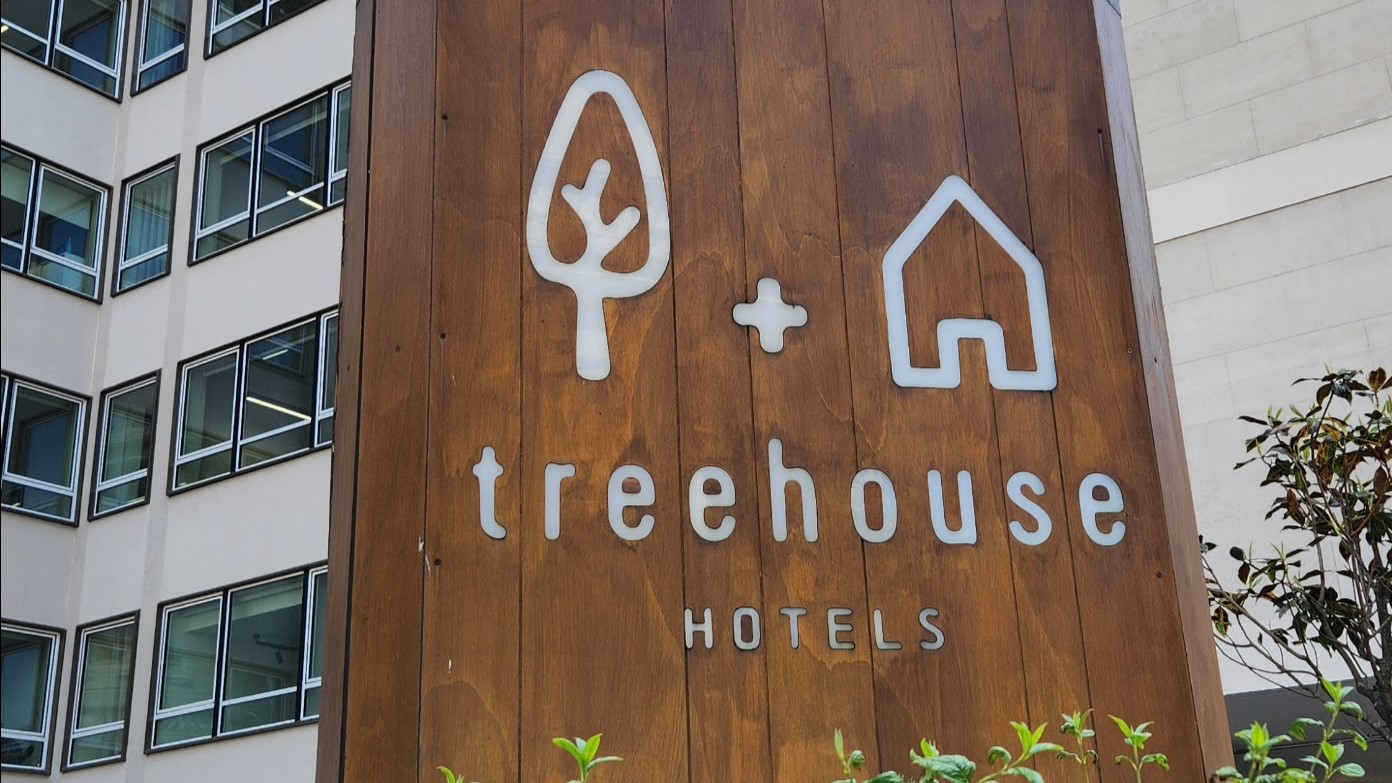 Treehouse Hotel London image