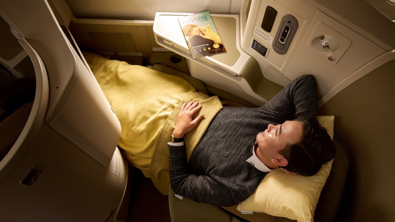 Airline review Amenities & Facilities - Vietnam Airlines - 0