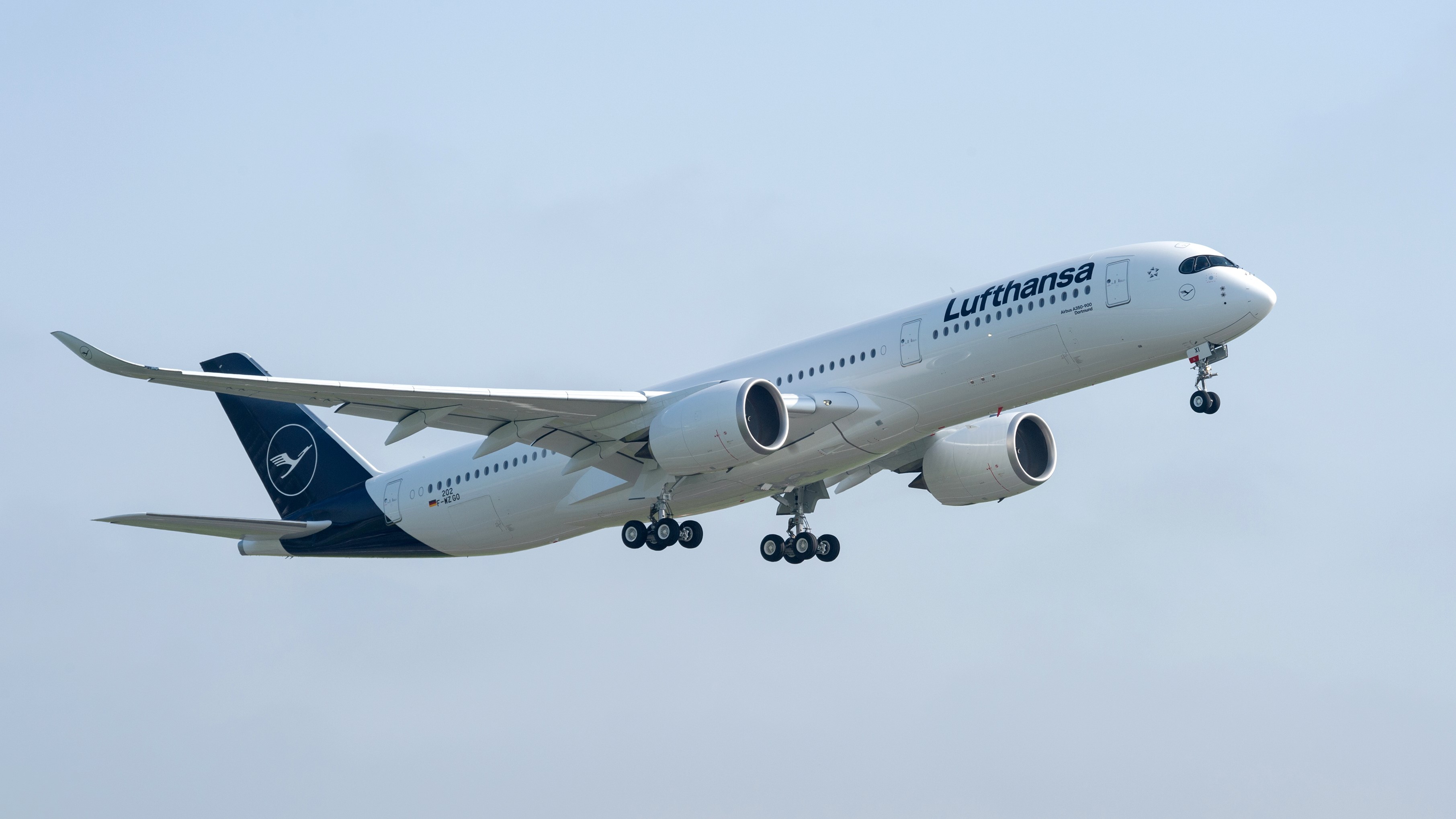 Airlines News - Lufthansa - Allegris - 1st May take-off - Munich to Vancouver 