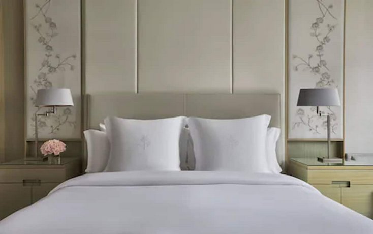 Verified hotel review - Four Seasons Hotel Toronto at Yorkville - 15