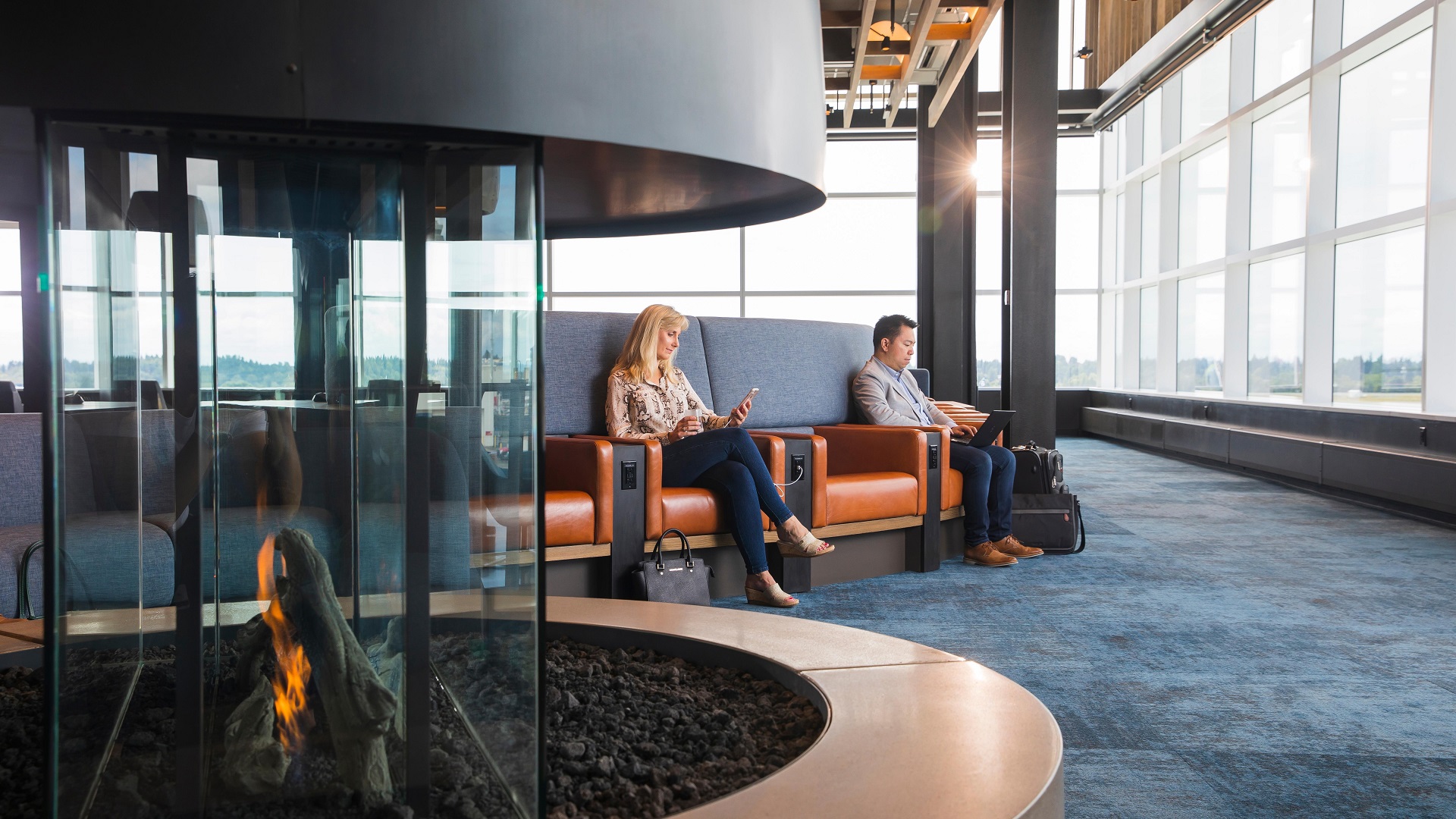 Airline review Airport experience - Alaska Airlines - 0