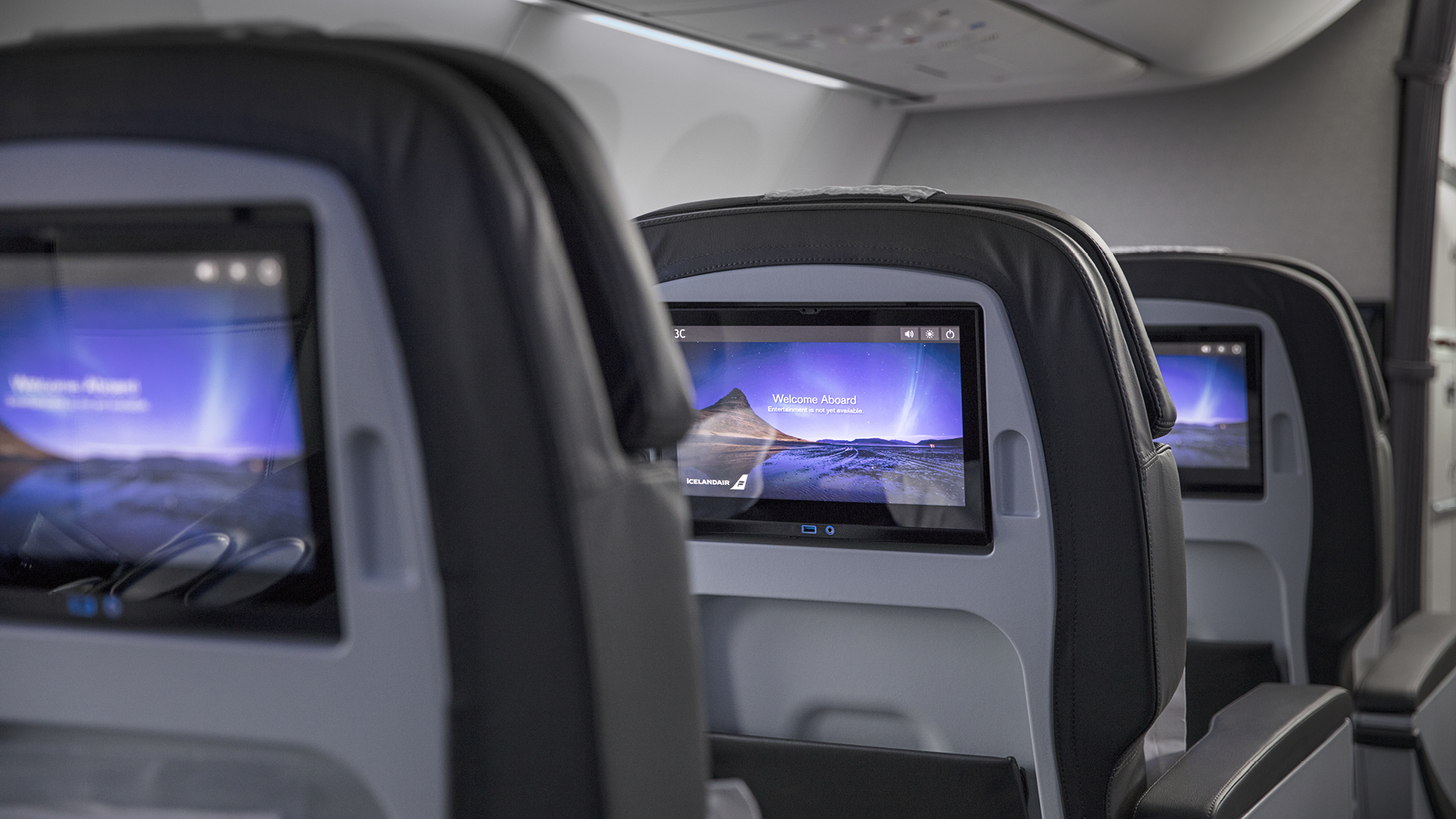 Airline review Entertainment - Icelandair - 1