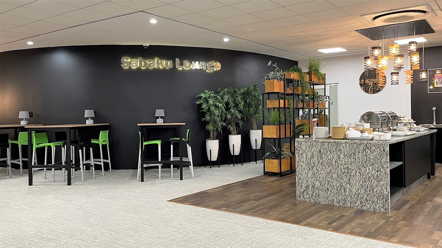 Airline review Airport experience - Surinam Airways - 0