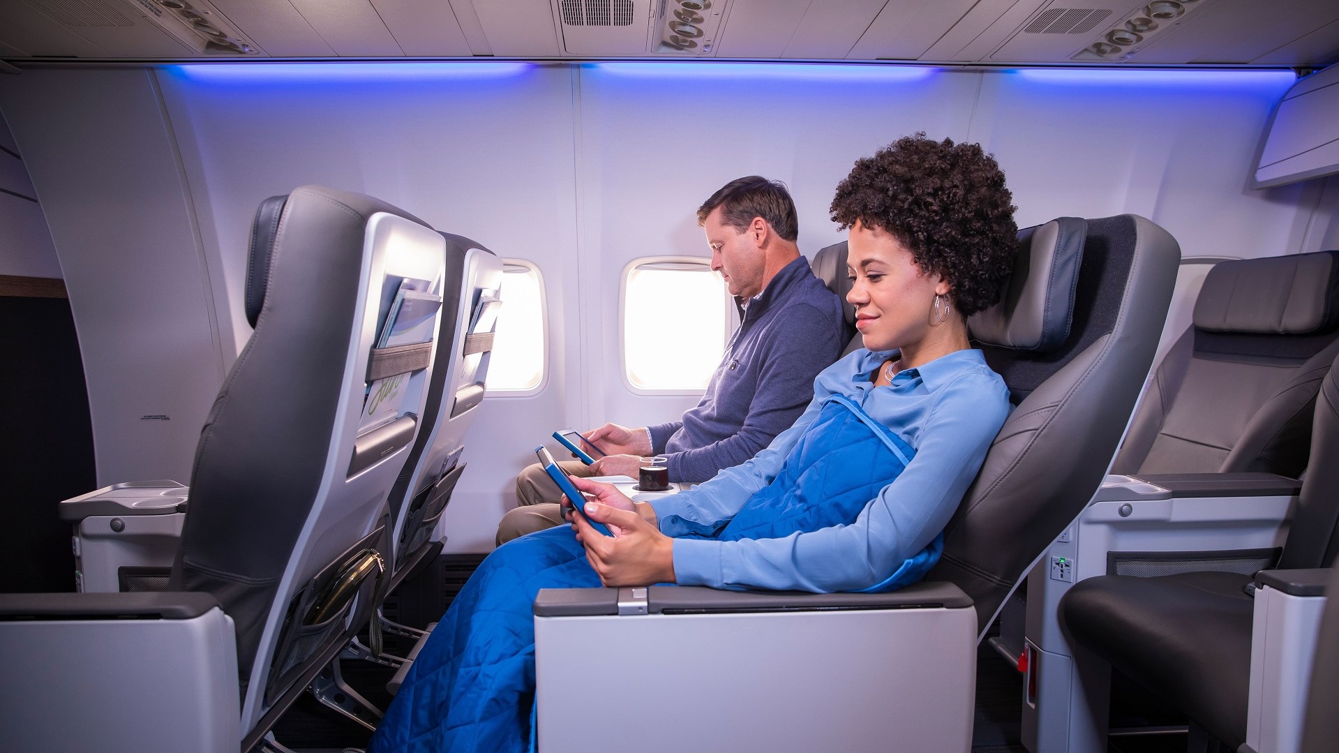 Airline review Amenities & Facilities - Alaska Airlines - 0