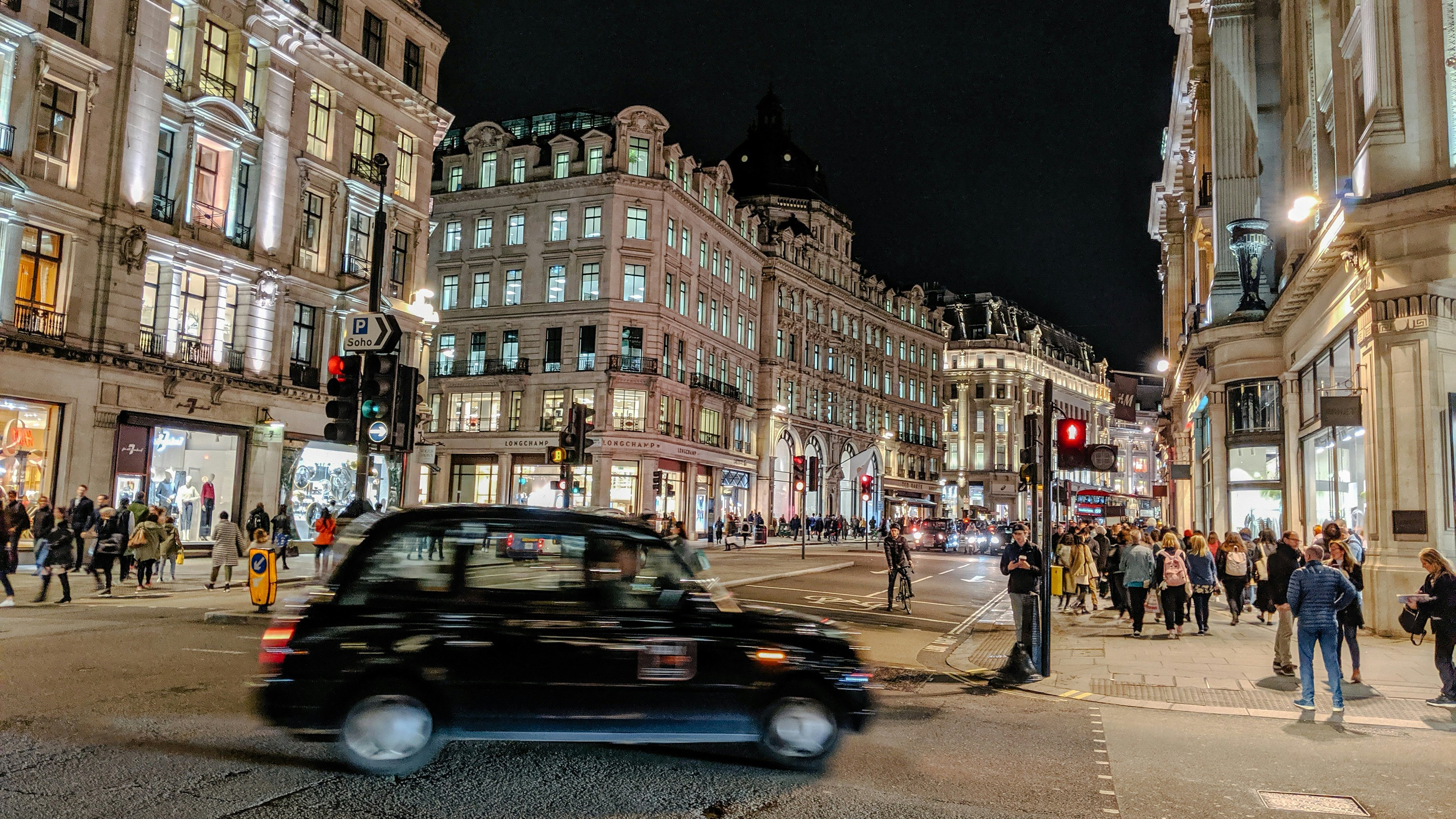 Hotel review Location' - Raffles London at The OWO - 7