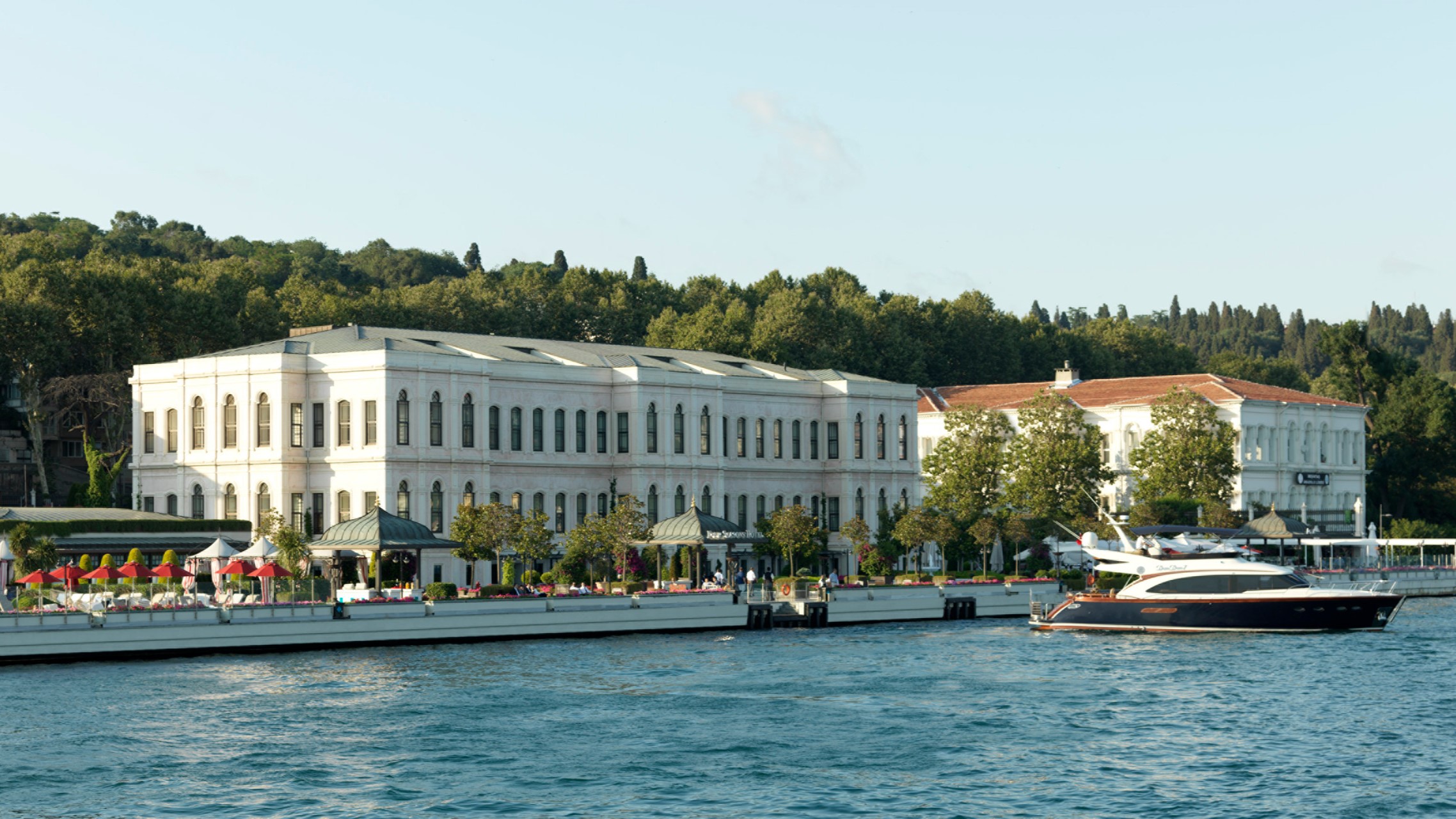Four Seasons Hotel Istanbul At The Bosphorus