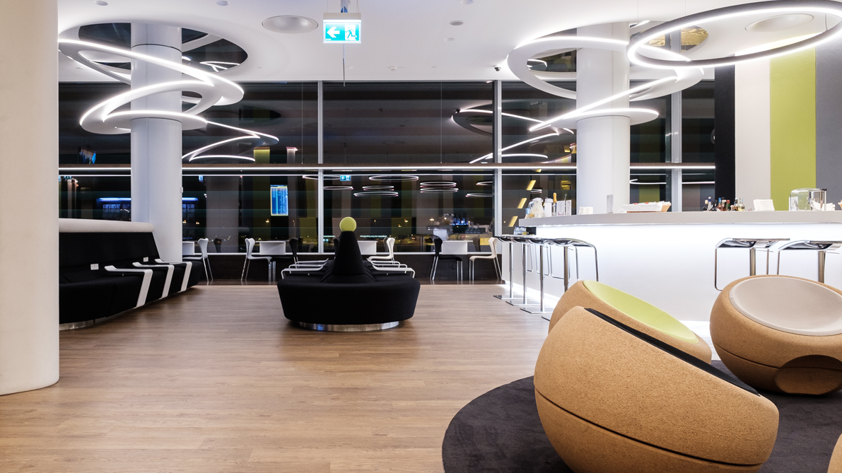 Airline review Airport experience - TAP Air Portugal - 1