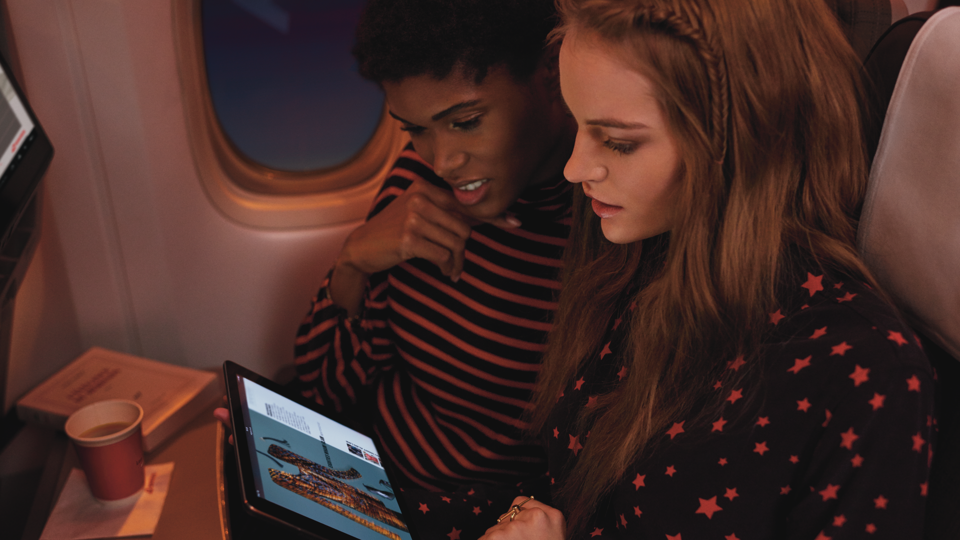 Passengers at Swiss International Air Lines using the SWISS Connect wi-fi