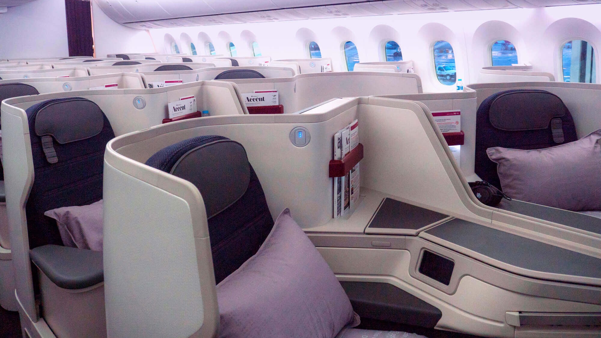 Airline review Cabin & Seat - Aeromexico - 4