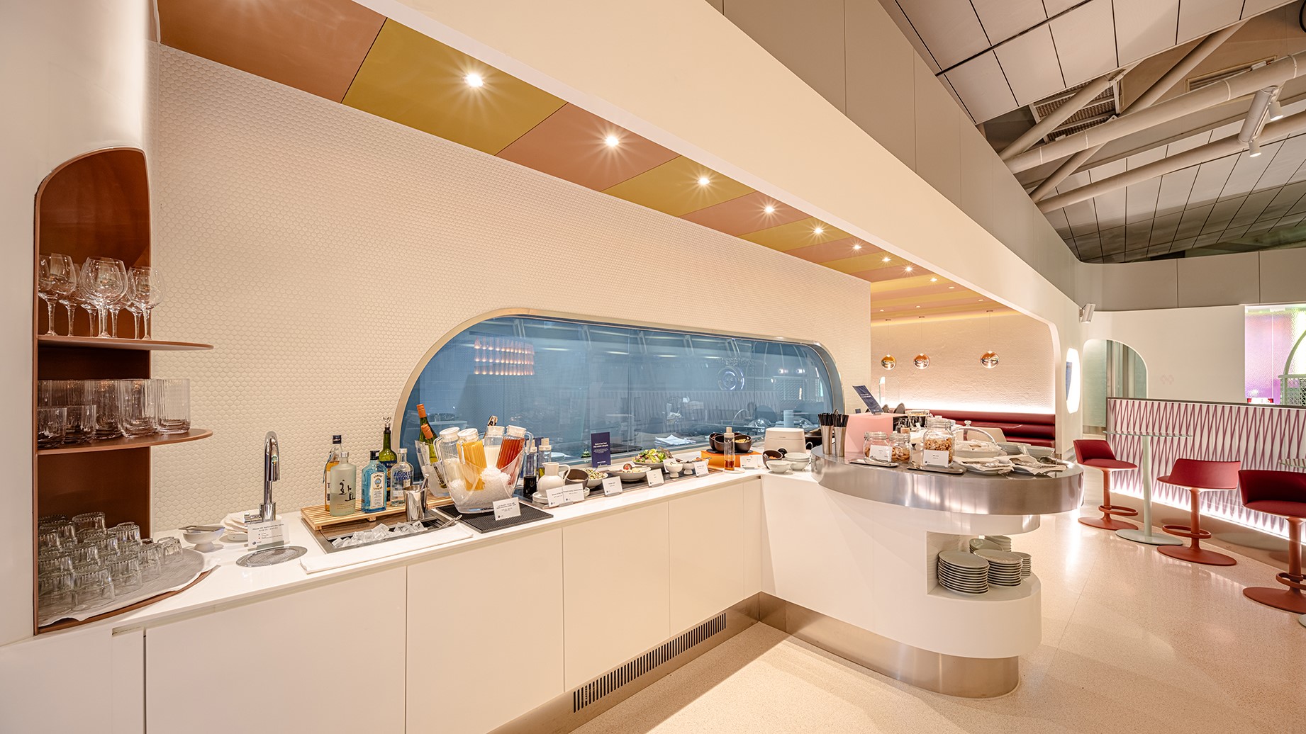 Airports News - oneworld's first Signature Lounge makes its debut in Seoul