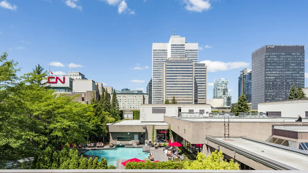 Outside view of Hotel Bonaventure Montreal