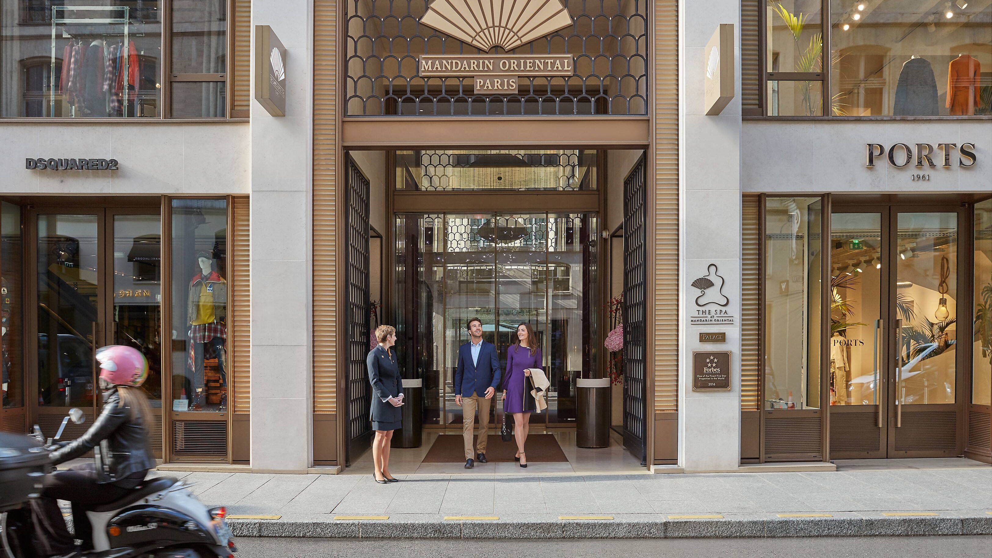 Hotel review Location' - Mandarin Oriental, Paris - 0