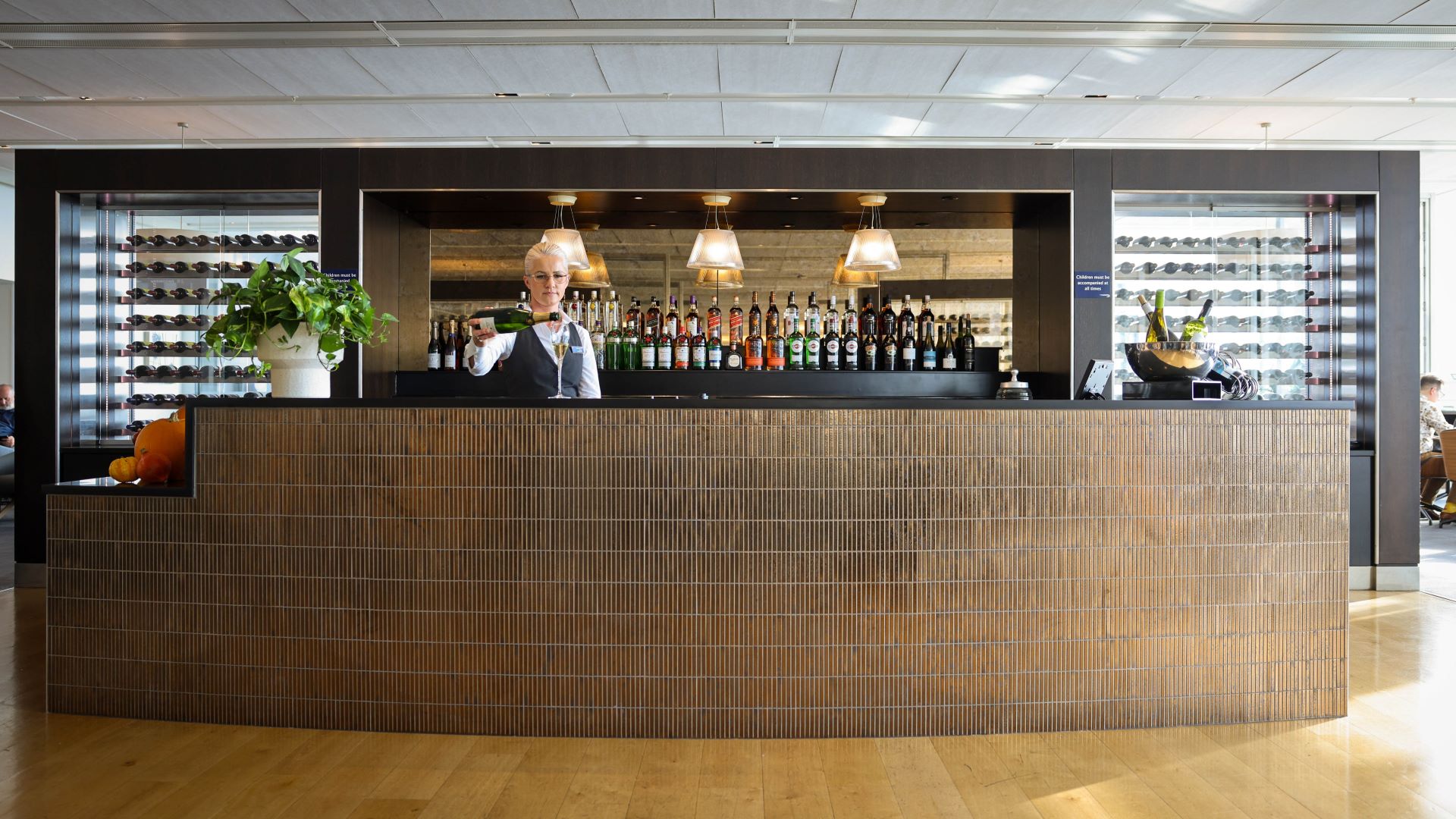 Airlines News - BA completes Heathrow T5 B-Gate lounge refurbishment